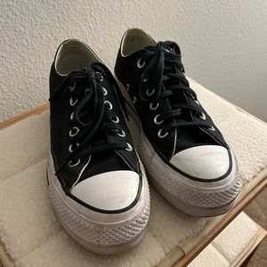 Black platform converse